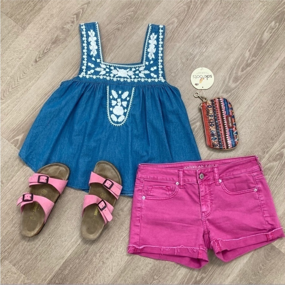 Women’s Lovers + Friends Embroidered Top Small